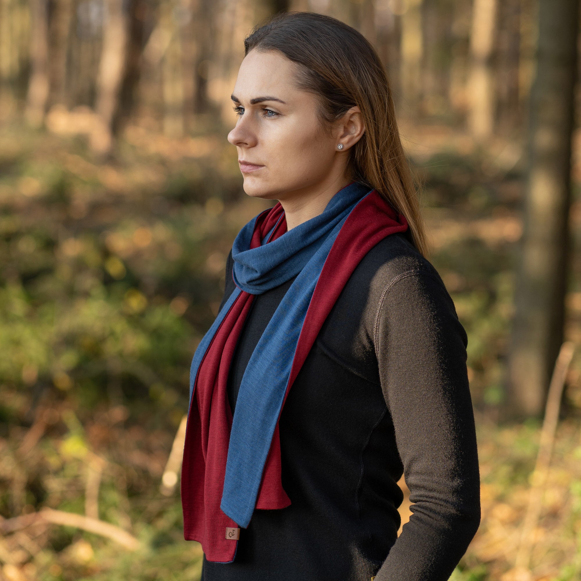 Kvinno Merino Scarf Denim/Royal Cherry